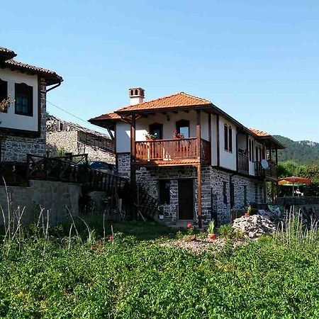 Semana Guesthouse Vrata Exteriér fotografie