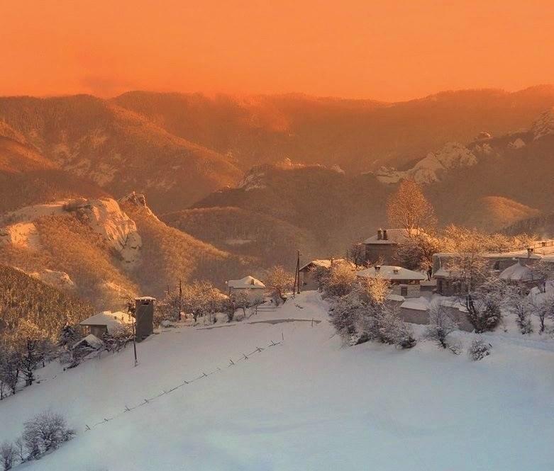 Semana Guesthouse Vrata Exteriér fotografie