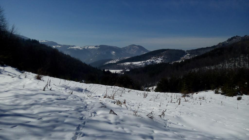 Semana Guesthouse Vrata Exteriér fotografie